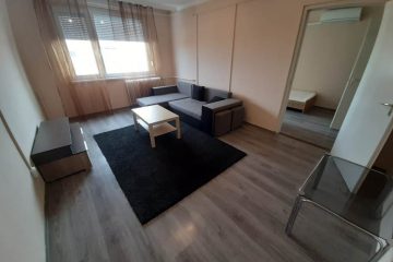 Debrecen, Csapó utca - 3 beds+living room flat is for rent on Csapó utca