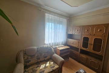 Debrecen, Erzsébet utca - 2 rooms flat for rent close to tramline