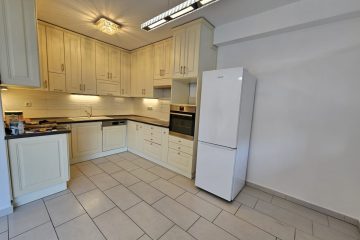 Debrecen, Sándor Köz - Unfurnished rowhouse for rent close to Emerson